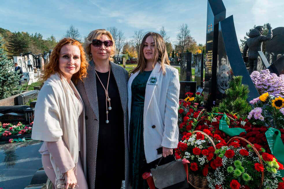 Павел Романович Попович