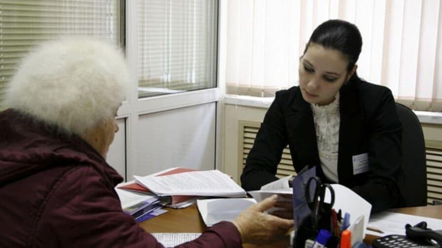 Как получить пособие на погребение — порядок получения социальных выплат